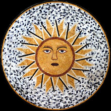 MD352 Sun face on white and blue dotted background